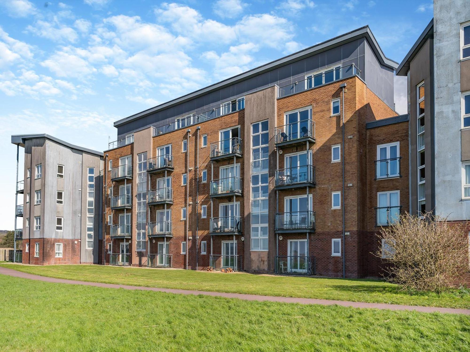 Beachview Llanelli Bagian luar foto