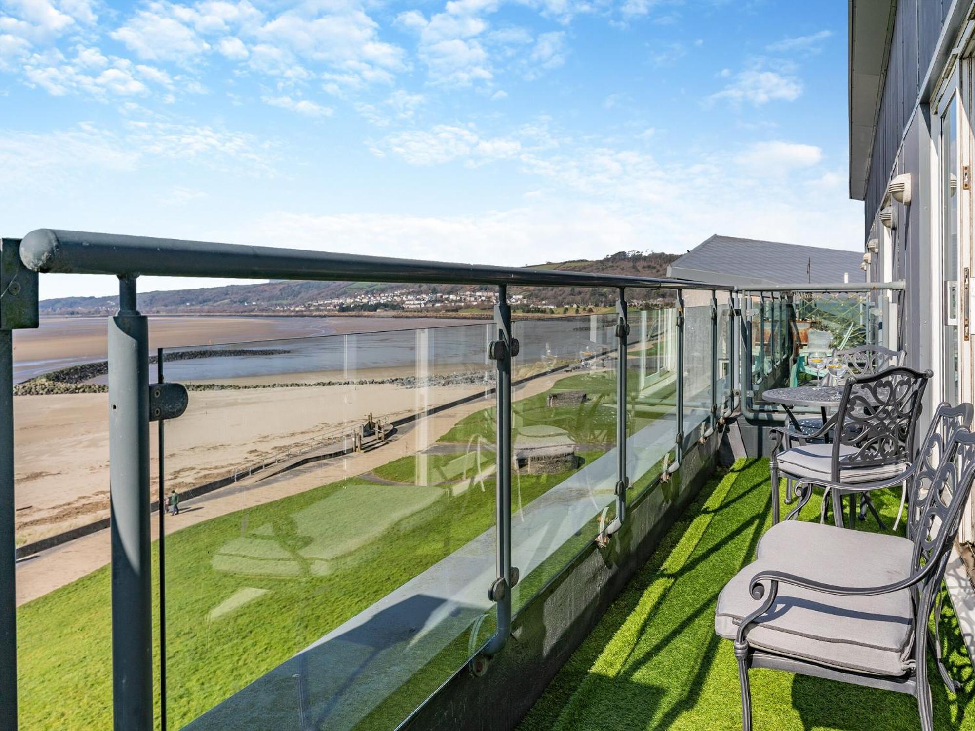 Beachview Llanelli Bagian luar foto